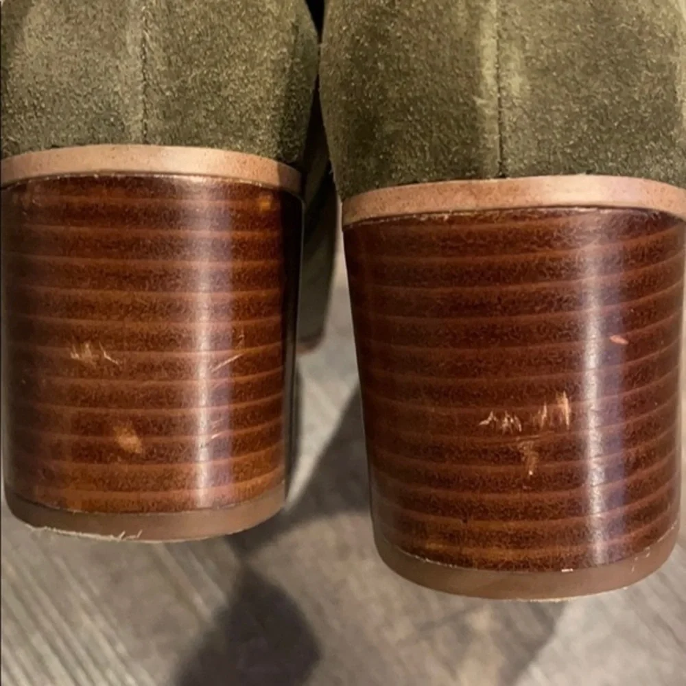 Franco Sarto Dylan Bootie olive Green suede